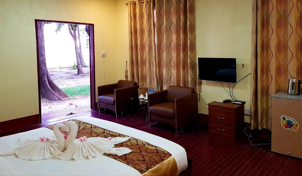 Coconut Island Resort Ngapali Ngoại thất bức ảnh