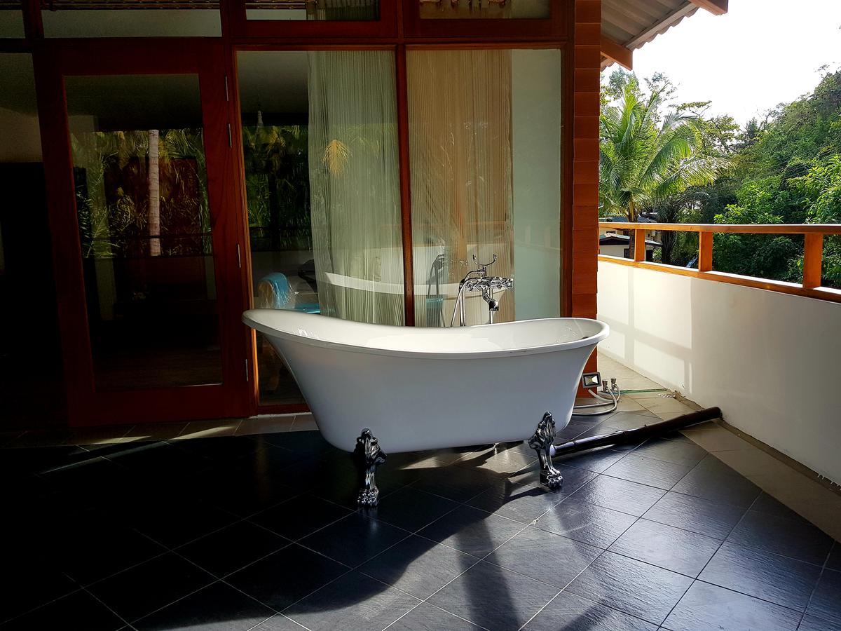 Coconut Island Resort Ngapali Ngoại thất bức ảnh