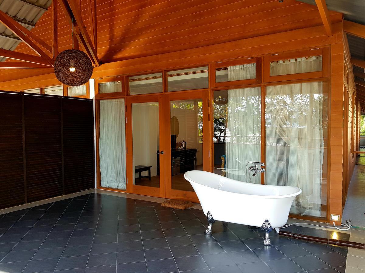Coconut Island Resort Ngapali Ngoại thất bức ảnh